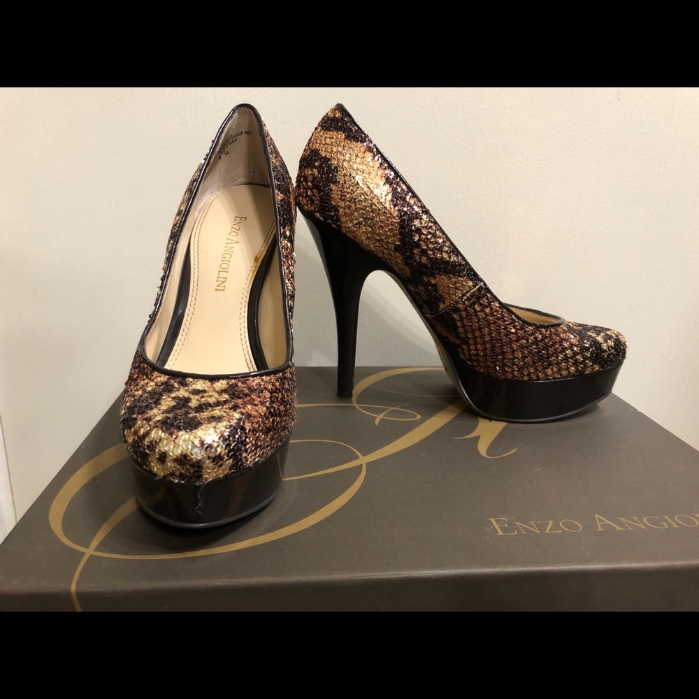 Enzo Angiolini platform pumps, size 4M
